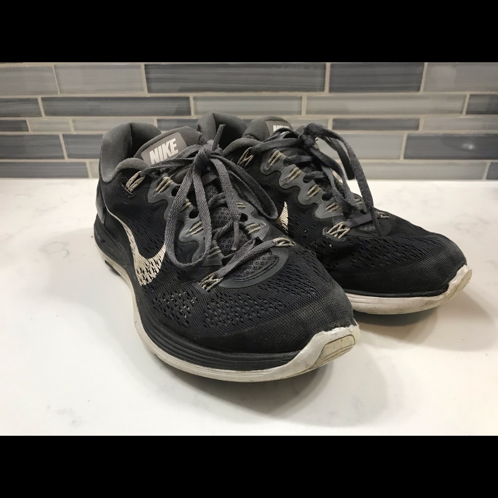 Nike women’s sneakers size 8